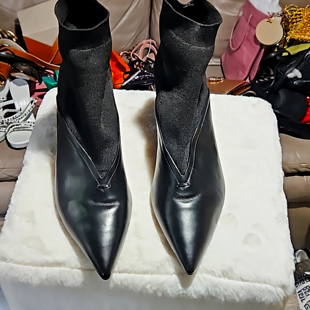 Mercedes Castillo Black Leather Sock Boots size 10.5